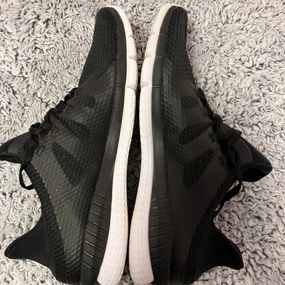 REEBOK 9 Unisex Black Sneakers - Picture 6 of 9